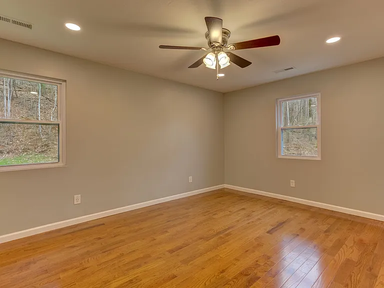 9921 Standifer Gap Rd — Photo 18