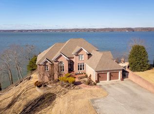380 Mill Stream Cv, Muscle Shoals, AL 35661