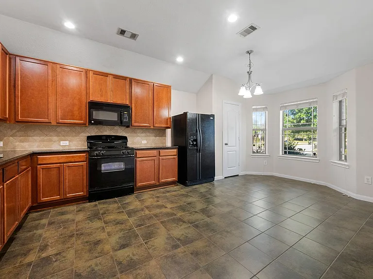 3031 E Lockeridge Village Dr — Photo 4