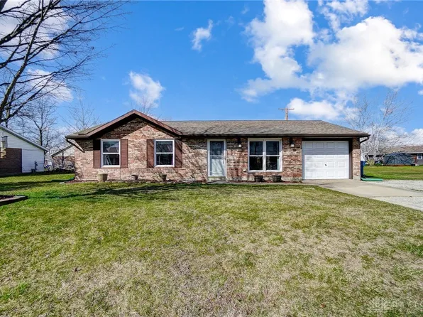 303 Meadowview Ln, Anna, OH 45302