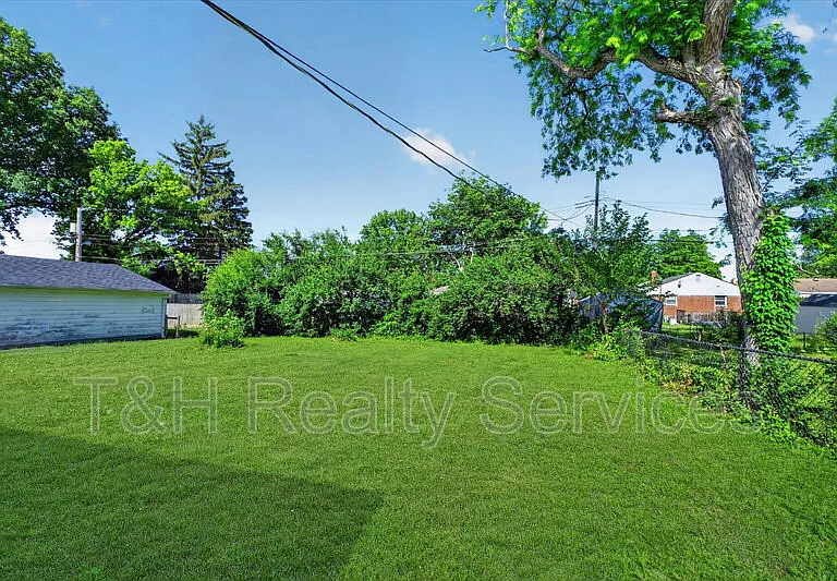 3836 Priscilla Ave — Photo 24