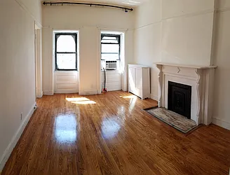 Rented by Lilia Anastasiadis, LREB