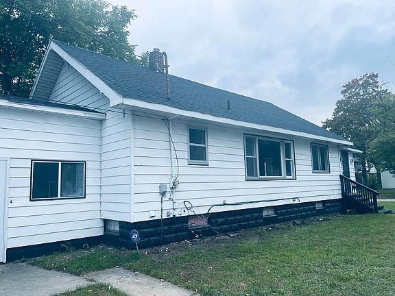 5th image of 2200 Leahy St