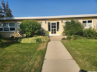 320 13th Ave NE #5, Swift Current, SK S9H2W1