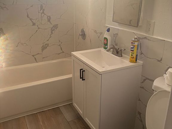 2nd image of 2126-2131 Mountain View Rd #2130C