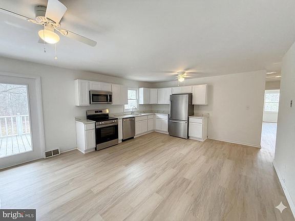 4th image of 1010 Ficklen Rd