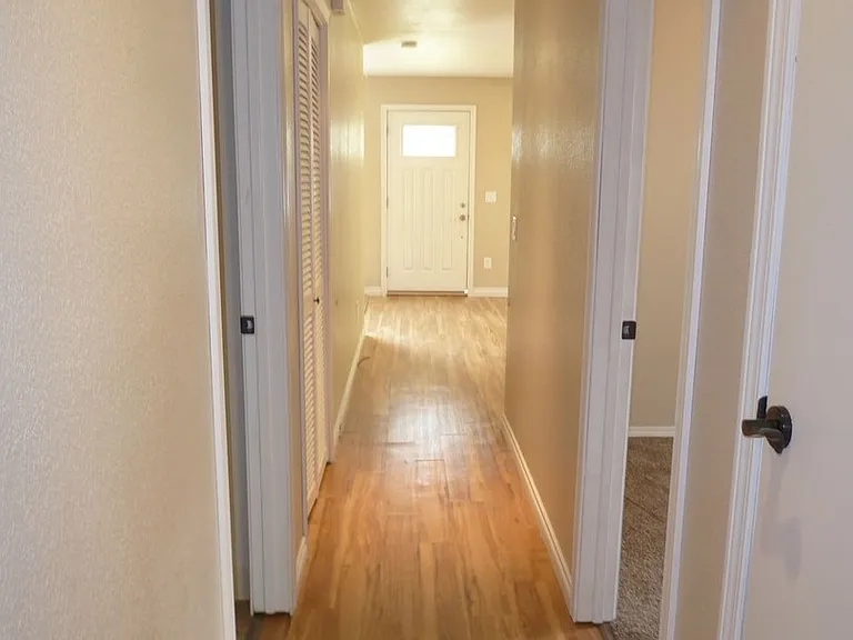 9236 Emily Way — Photo 22