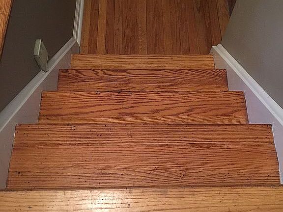 Hardwood floor on stairs