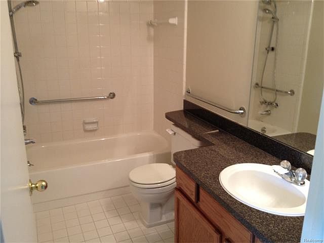 26619 Franklin Pointe Dr #1, photo 12