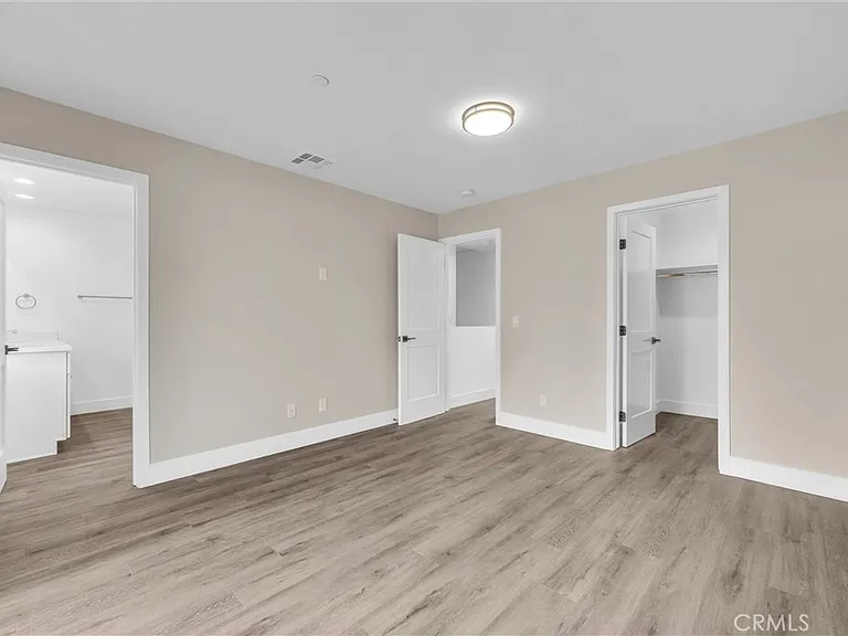 16385 Valencia Ave #3 — Photo 21