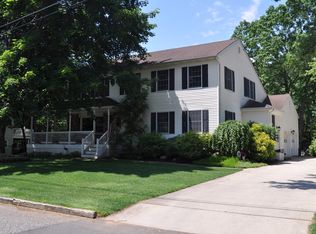 9 North St, Old Bridge, NJ 08857