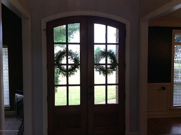 5th image of 4832 Wedgewood Dr