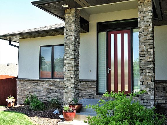 2nd image of 6806 Chandon Dr
