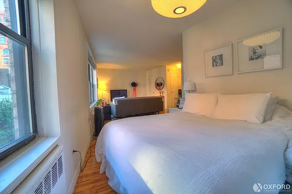 Rented by Oxford Property Group | media 16