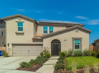 981 Marengo Ave, Clovis, CA 93619