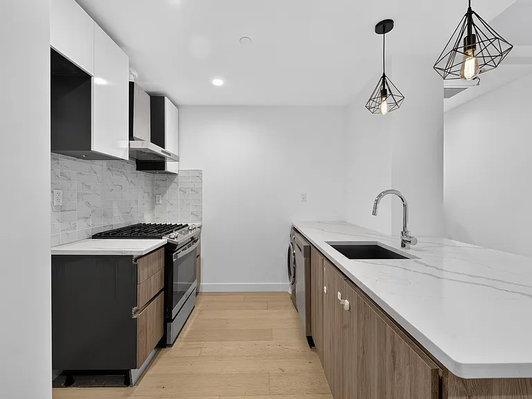 148-37 88th Ave #1E — Photo 8