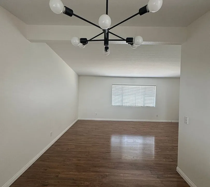5250 Bellingham Ave.