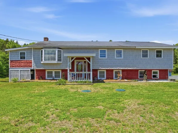 219 Longmoore Drive, Ryegate, VT 05042