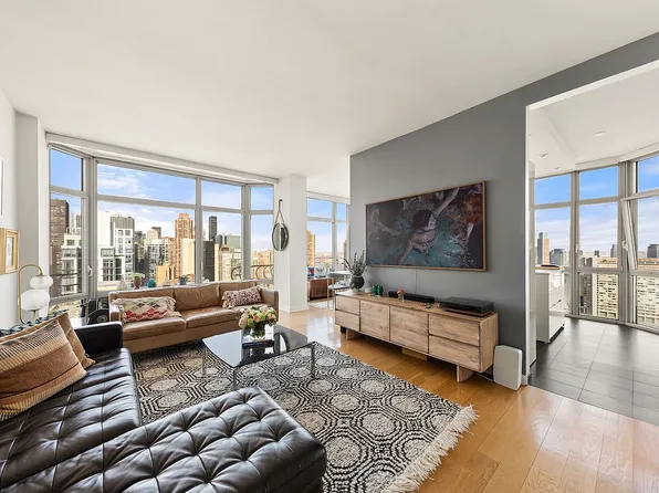 200 E 32nd St APT 32E, New York, NY 10016