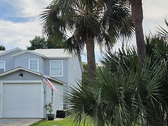 2nd image of 2825 Bay Club Dr