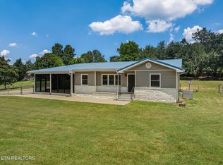 212 Teague Dr, Madisonville, TN 37354