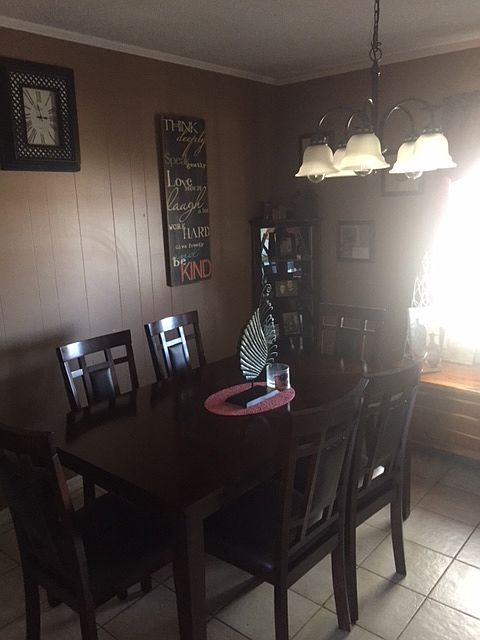 2nd image of 452 Hendrix Rd