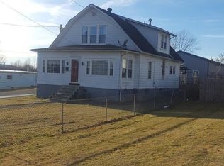 122 S Lilly Ave, Irvine, KY 40336