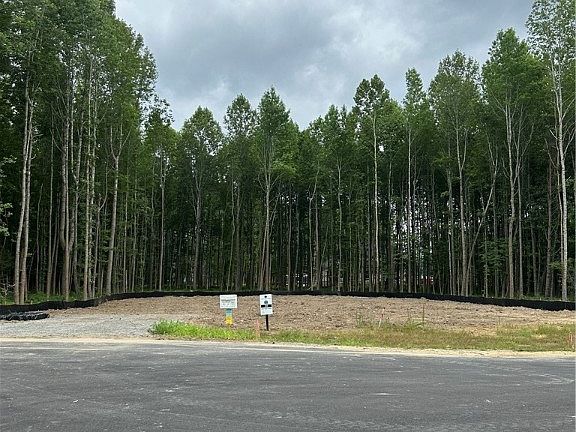 2nd image of 4860 Donner Ct