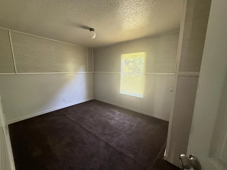 Unit Photo