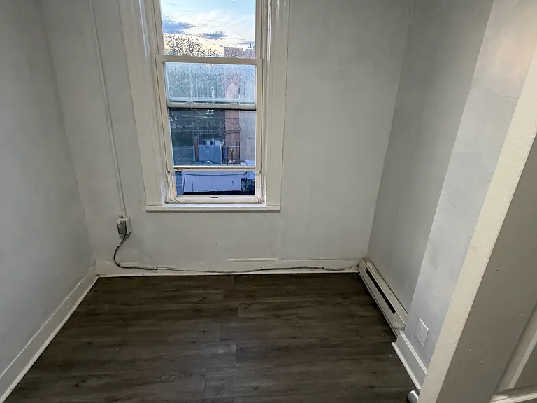 195 Parker Ave #12 — Photo 7