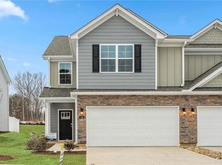134 Briarwood Ln, Bermuda Run, NC 27009