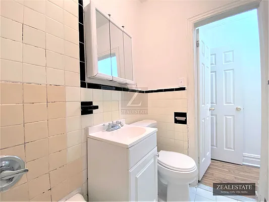 Rented by ZealEstate Group Inc | media 30