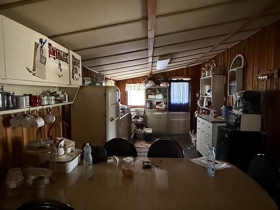 4th image of 15 Browns Mountain Rd