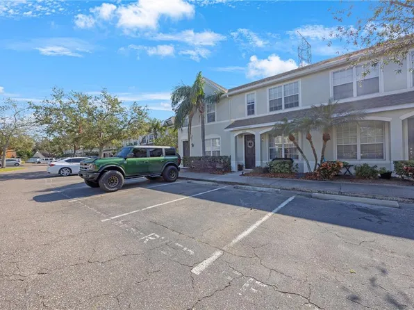 8844 Christie Dr, Largo, FL 33771