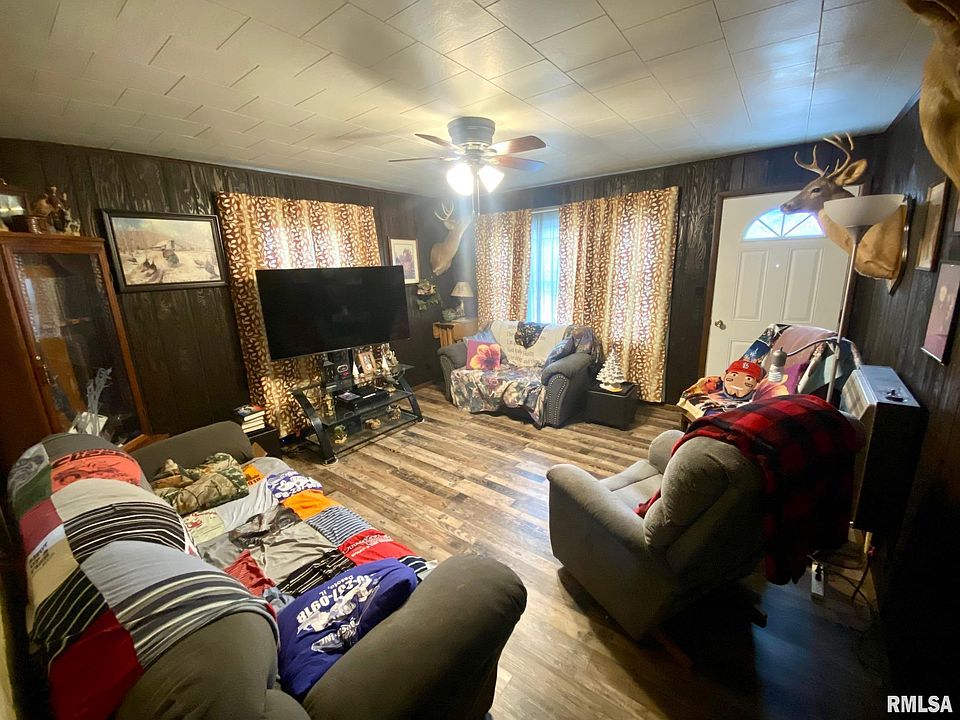 14082 Sesser Lake Rd, Sesser, IL 62884 Zillow