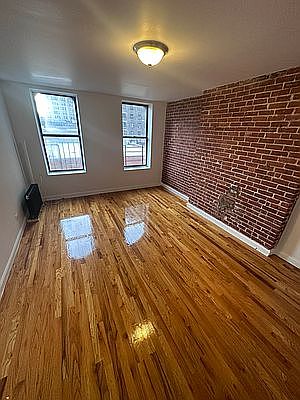 5th image of 221 W 105th St APT 5FW