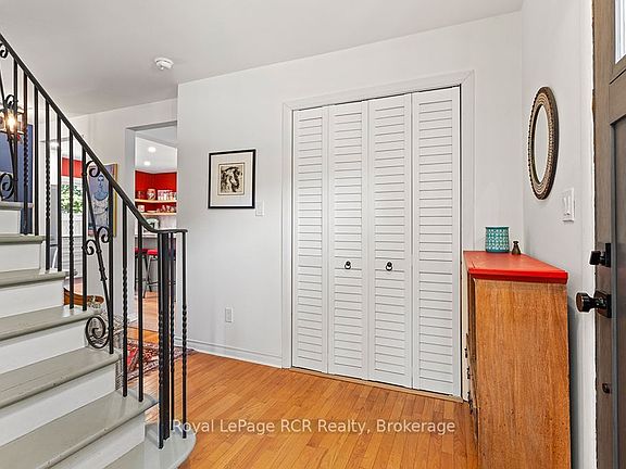 5th image of 578 7th St W