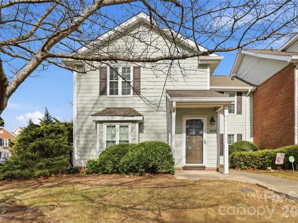 9209 Kings Canyon Dr, Charlotte, NC 28210