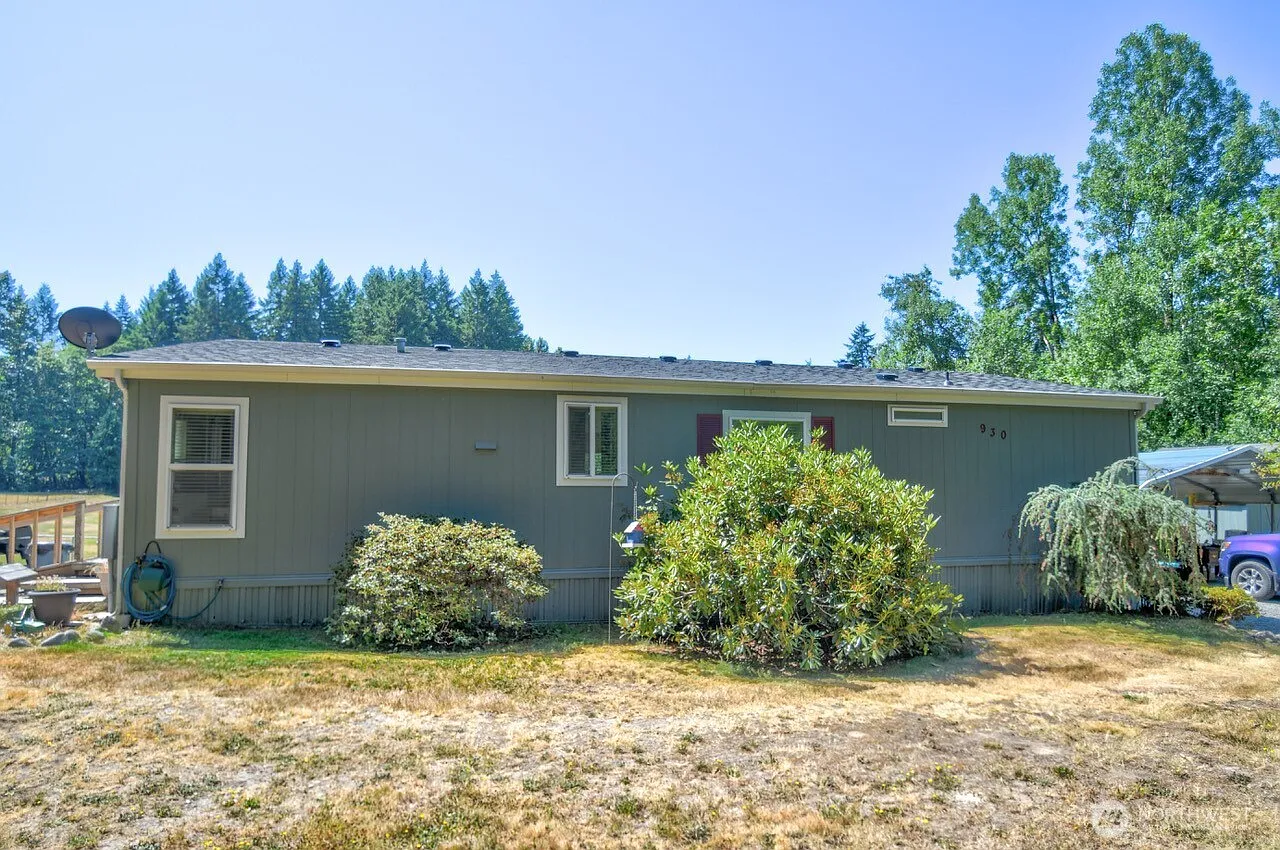 930 Tipsoo Loop N photo 1