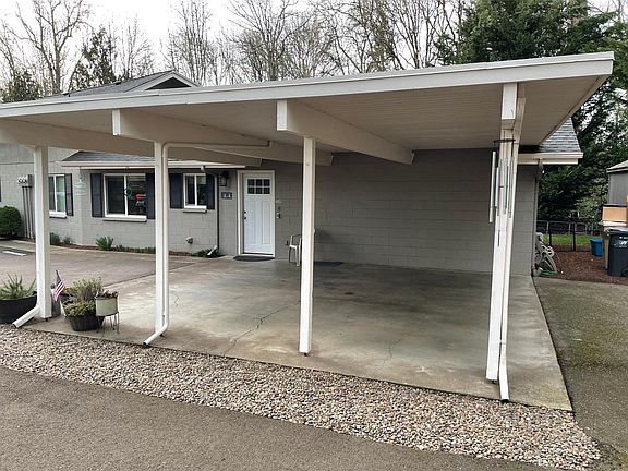 2nd image of 3540 Umatilla St SW