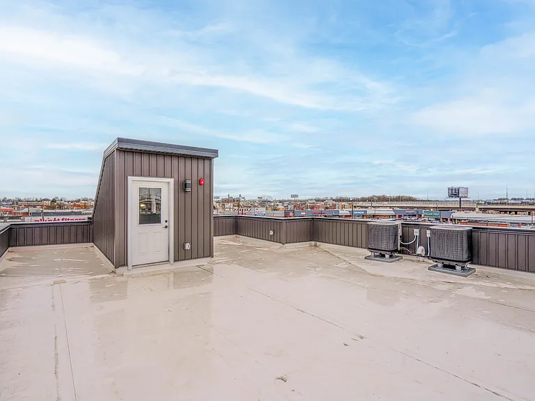 2323 E Cabot St #3 — Photo 26