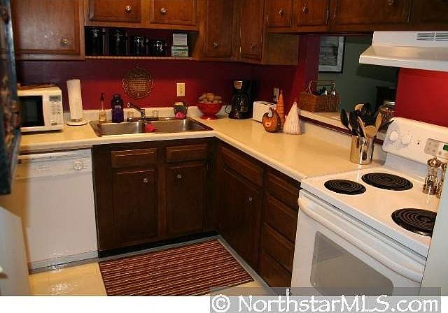 2nd image of 1533 Millpond Ct