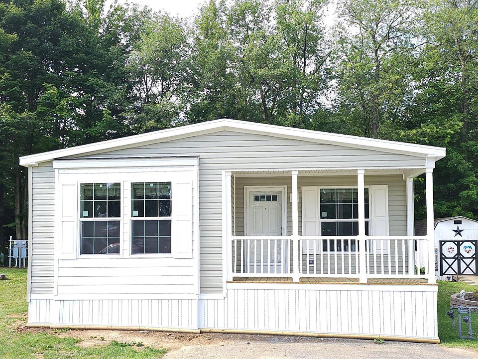 Exterior Image-32-Champion 61 Sunny Acres