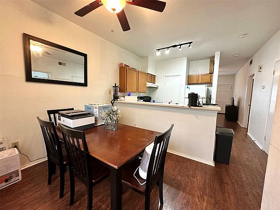 4th image of 2801 Rio Grande St APT 203