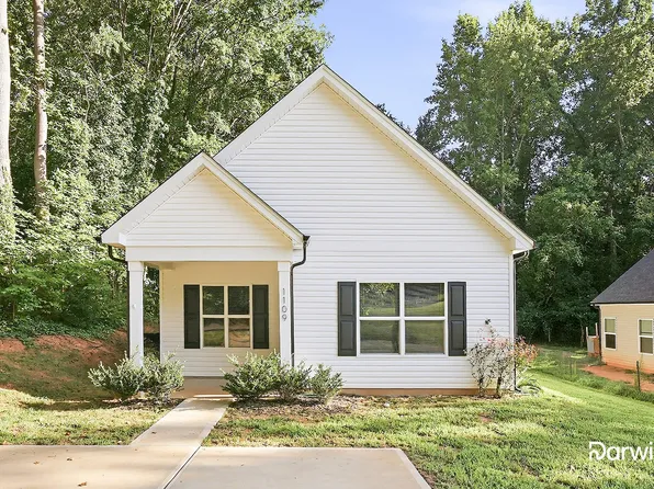 1109 Goldsboro Ave, Statesville, NC 28677