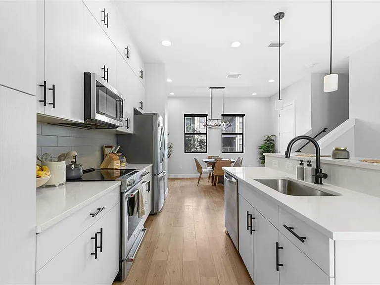401 N Oregon Ave #9 — Photo 14
