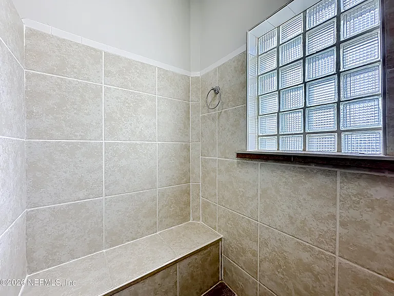 138 E Duval St — Photo 46