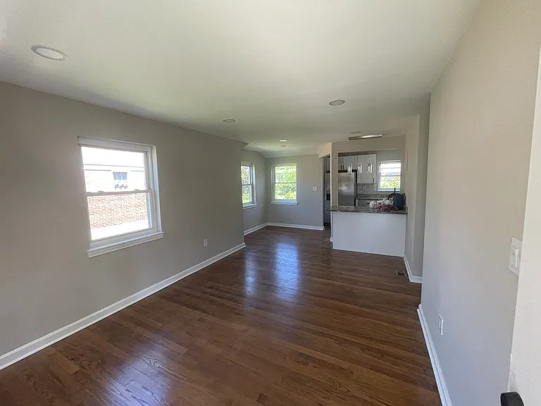 2420 Griffen St — Photo 4