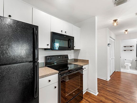 3rd image of 1805 N Flagler Drive #311