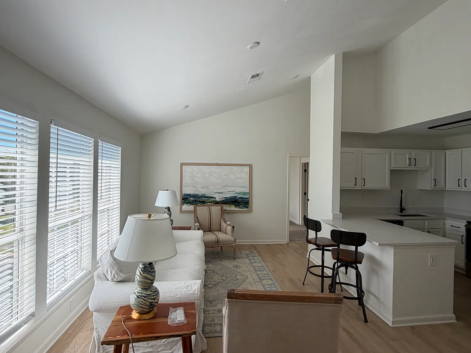 3 bed, 1157 sqft, $2,850 — Photo 1